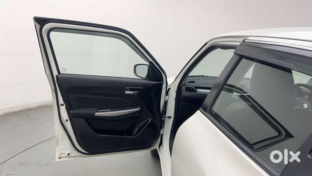Maruti Suzuki Swift 1.3 Zxi, 2024, Petrol