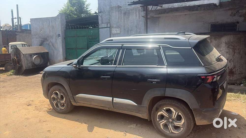 Maruti Suzuki Brezza 2025 Petrol Well Maintained