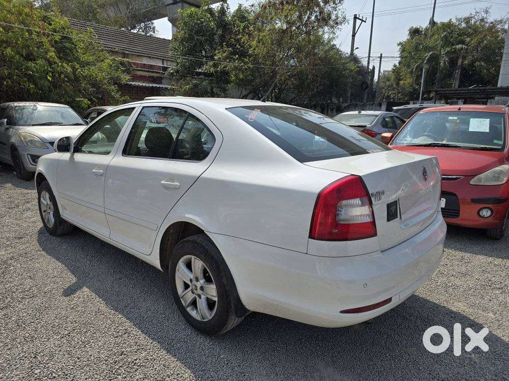 Skoda Laura 1.9 Tdi Mt Ambiente, 2009, Diesel