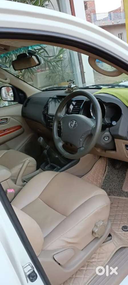 Toyota Fortuner 2010 Diesel