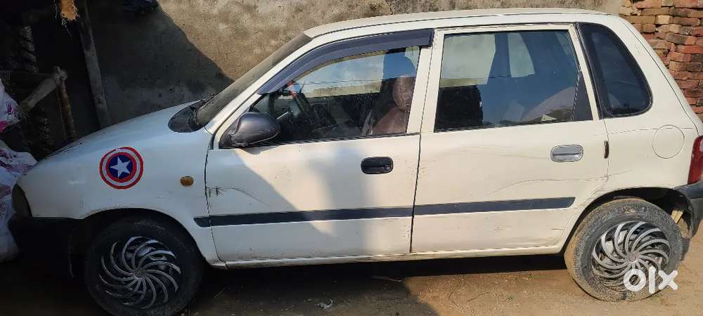 Car Bech Raha Hu