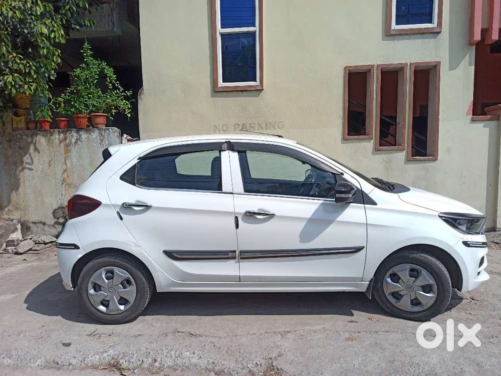 Tata Tiago 2022 Showroom Track With Zero Depreciation Insurance