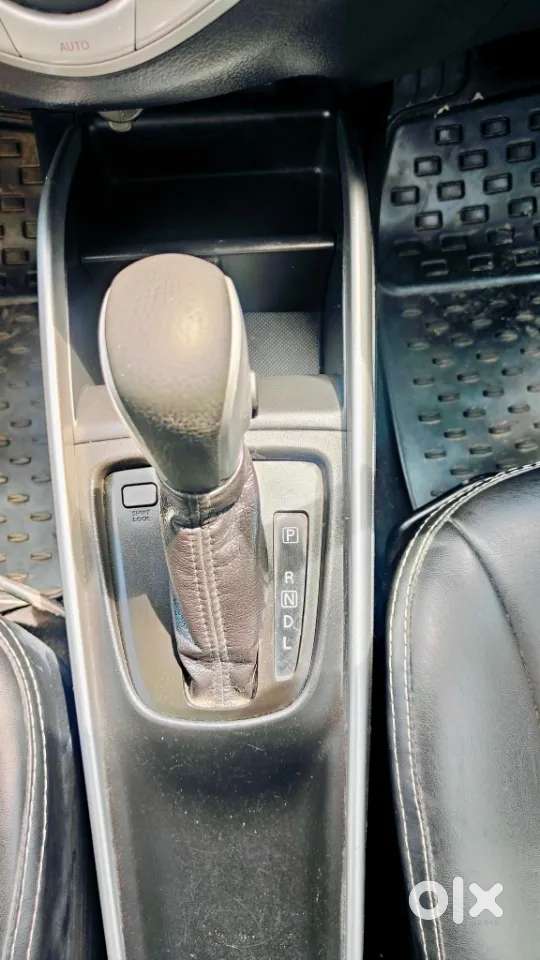 Maruti Suzuki Baleno 1.2 Zeta At, 2017, Petrol