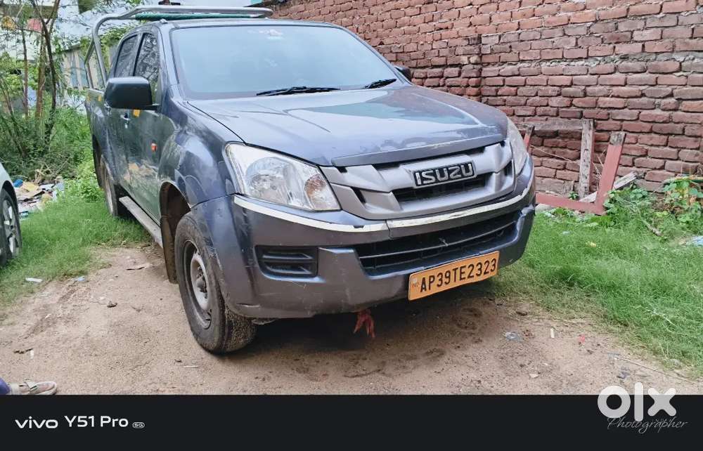 Isuzu S-cab 2019 Variant