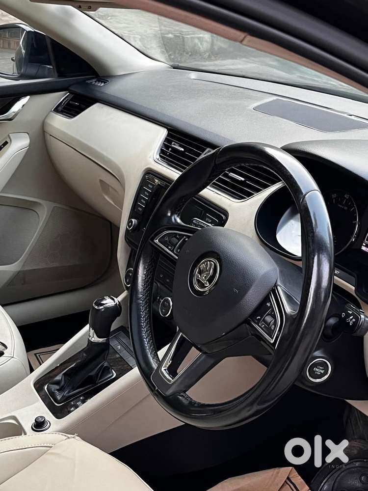 Skoda Octavia 1.8 Elegance Tsi At, 2016, Petrol