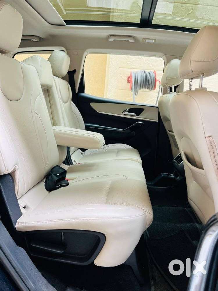 Mahindra Xuv700 2.2 Ax 7 Diesel At Luxury Pack Str, 2022, Diesel