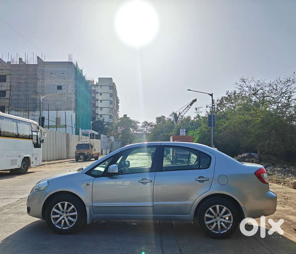 Maruti Suzuki Sx4 Zxi, 2012, Petrol