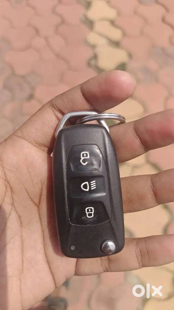 Tata Punch 2023 Petrol 27000 Km Driven