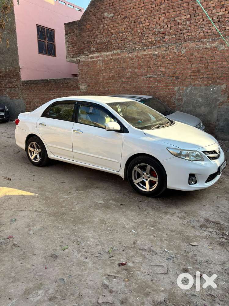 Toyota Corolla Altis 2010-2013 Diesel D4dg, 2012, Diesel
