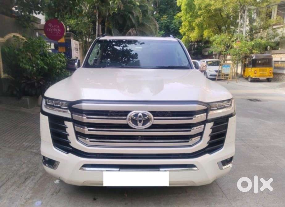 Toyota Land Cruiser 3.3 Zx Diesel, 2023, Diesel