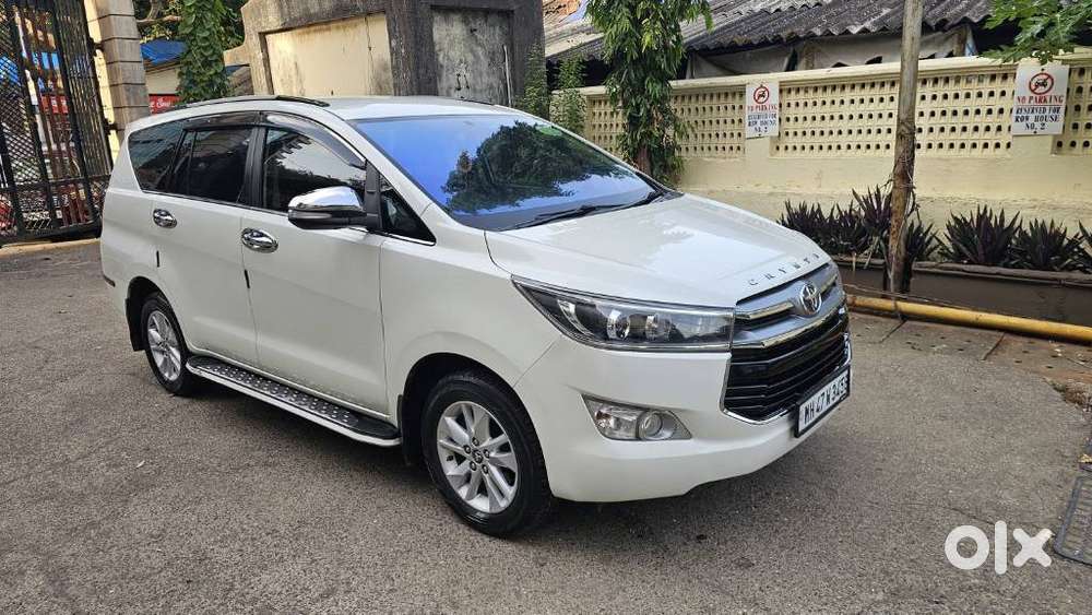 Toyota Innova Crysta 2.8z Automatic, 2017, Diesel