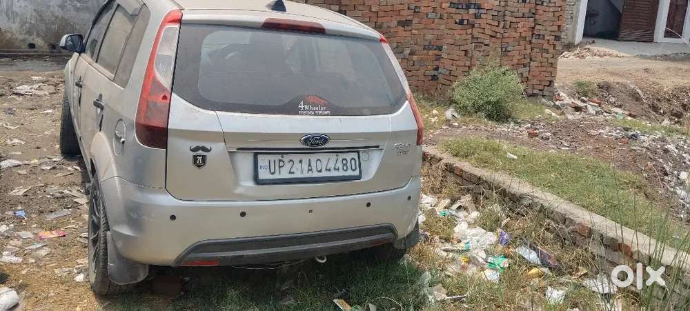 Ford Figo Zxi Petrol 2012