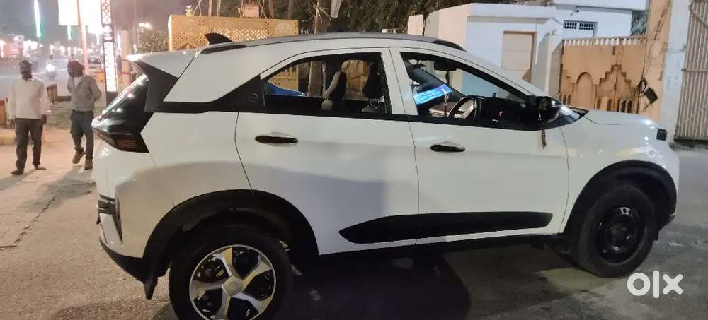 Tata Nexon 2024 Petrol Manual