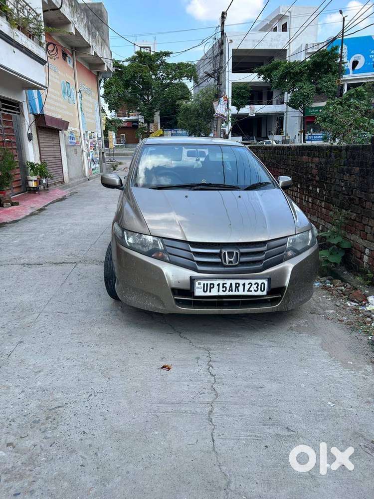 Honda City Ivtec With Cng (30km/l)