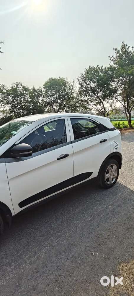 Tata Nexon 2019 Petrol Well Maintained