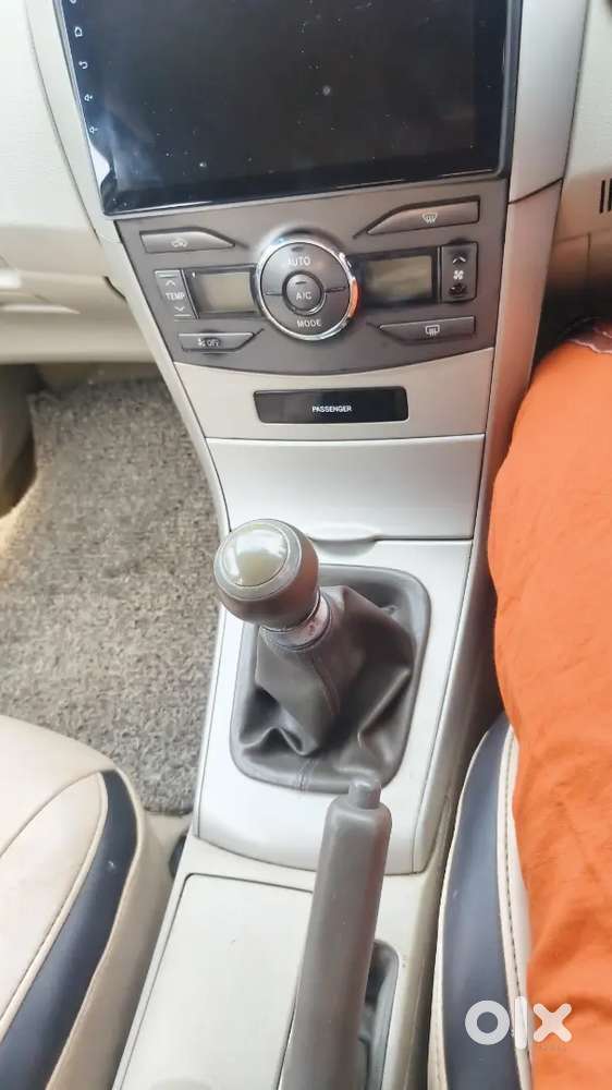 Toyota Corolla Altis 2011 D4d White Colour
