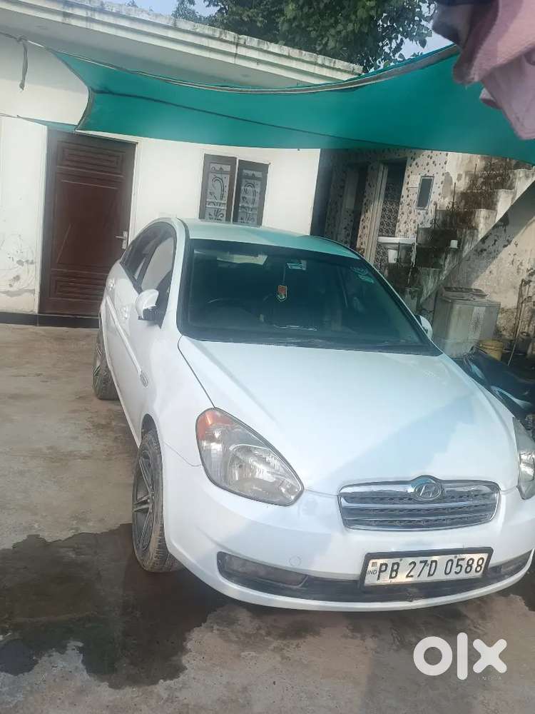 Hyundai Verna Fluidic 2011 Gl
