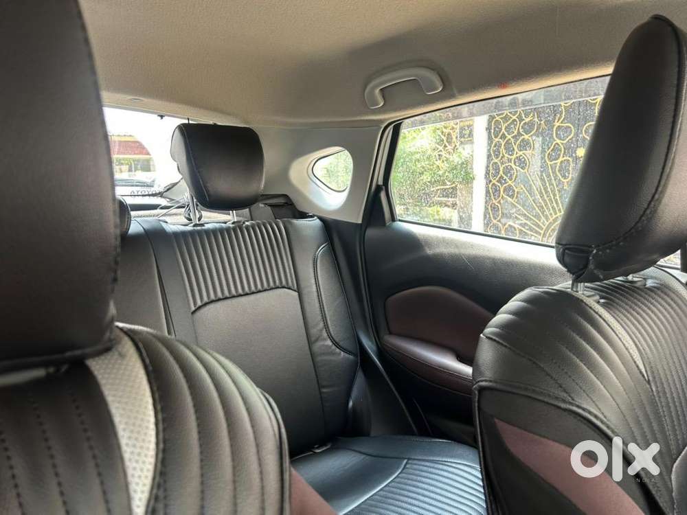 Toyota Urban Cruiser Taisor Gmt-2nd Top Variant With 50000 Accessories