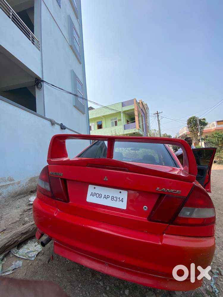 Mitsubishi Lancer 2003