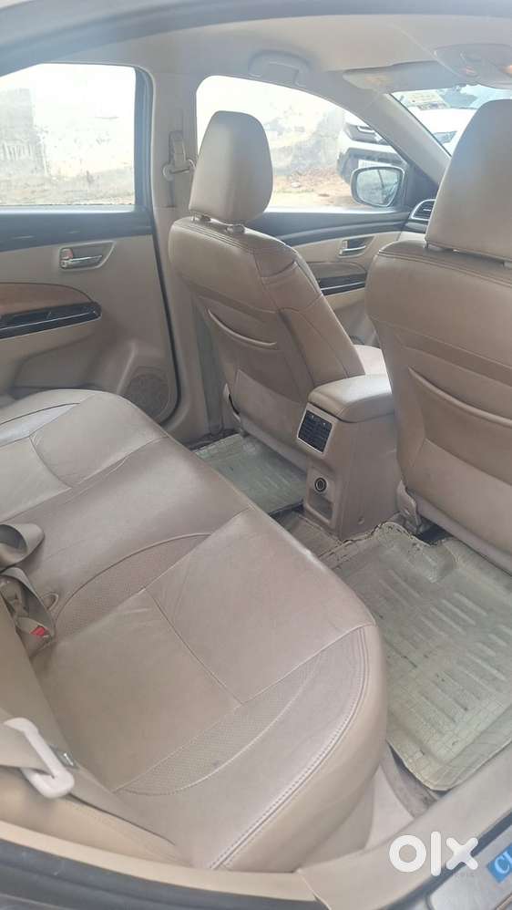 Ciaz Top Model December 2015 Brand New Condition Well Maintained