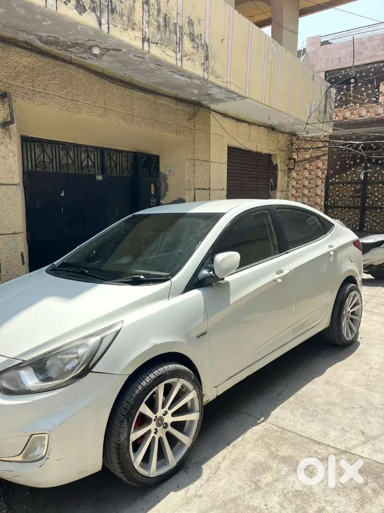 Hyundai Verna Crdi 2012 Model