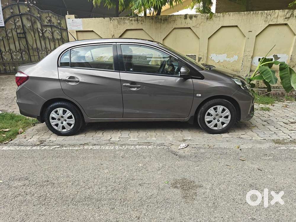 Honda Amaze 2017 Cng & Hybrids Well Maintained
