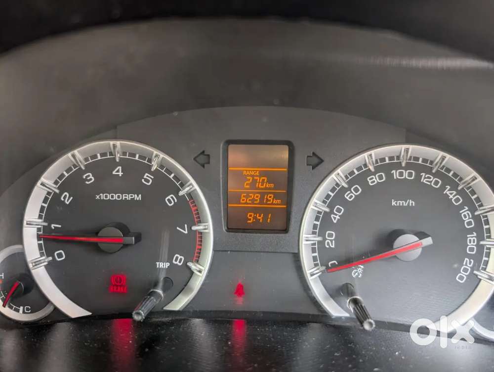 Maruti Suzuki Swift Dzire 2013 Petrol Well Maintained