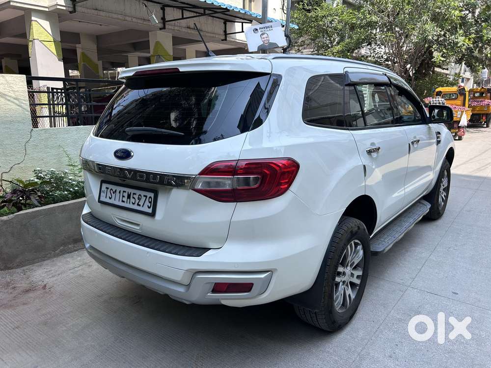 Ford Endeavour 3.2 Titanium 4x4 At, 2017, Diesel