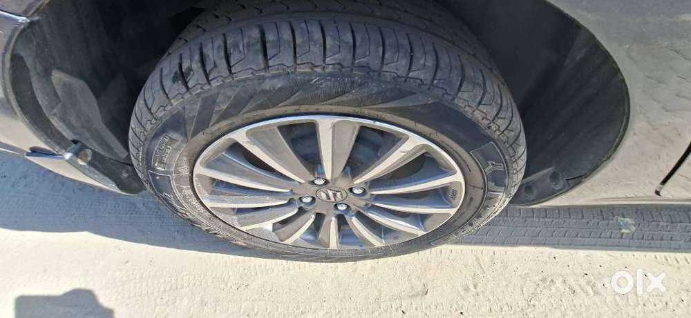 Maruti Suzuki Ciaz 1.3 Alpha Shvs Mt, 2022, Petrol