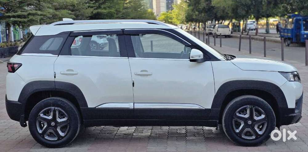 Maruti Suzuki Brezza 1.5 Vxi Smart Hybrid, 2023, Petrol
