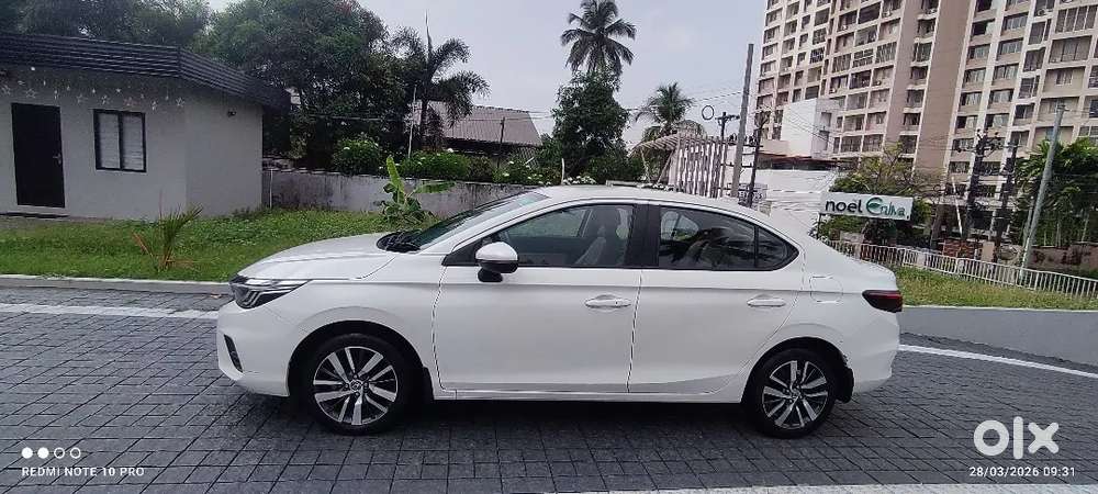 Honda City 5th Gen (automatic )