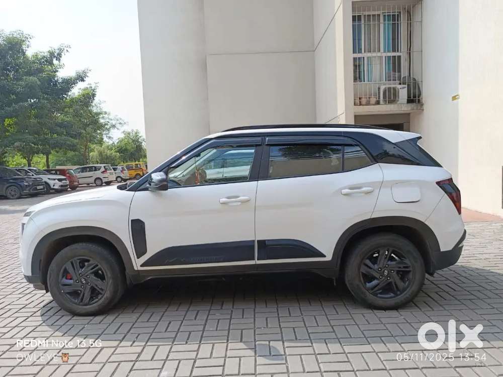 Hyundai Creta 2023 S Plus Knight Petrol Manual
