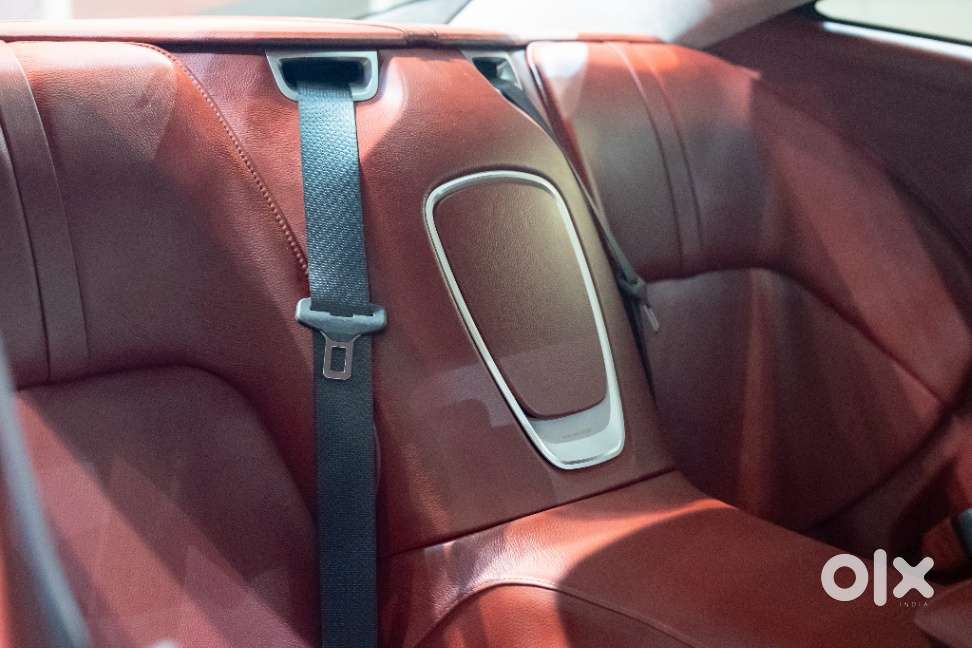 Aston Martin Db11 4.0 V12, 2017, Petrol