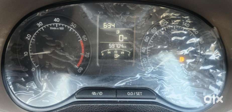 Skoda Rapid 1.6 Mpi Ambition, 2015, Petrol