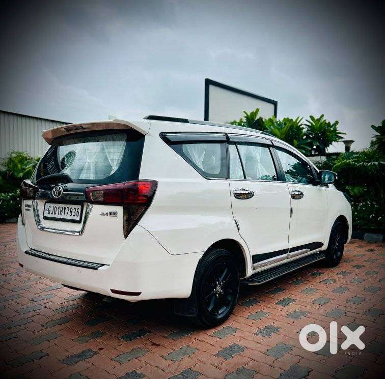 Toyota Innova Crysta 2.4 Gx Mt, 2018, Diesel