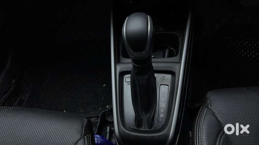 Maruti Suzuki Xl6 1.5 Alpha Plus At, 2022, Petrol