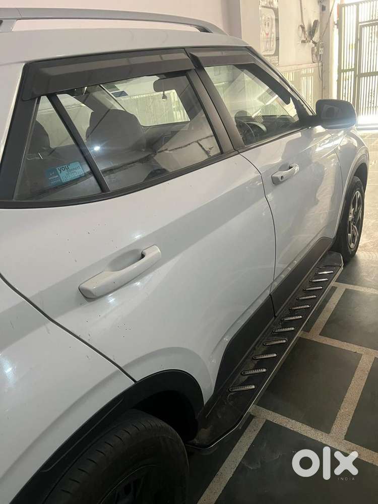 Hyundai Venue Petrol 2024