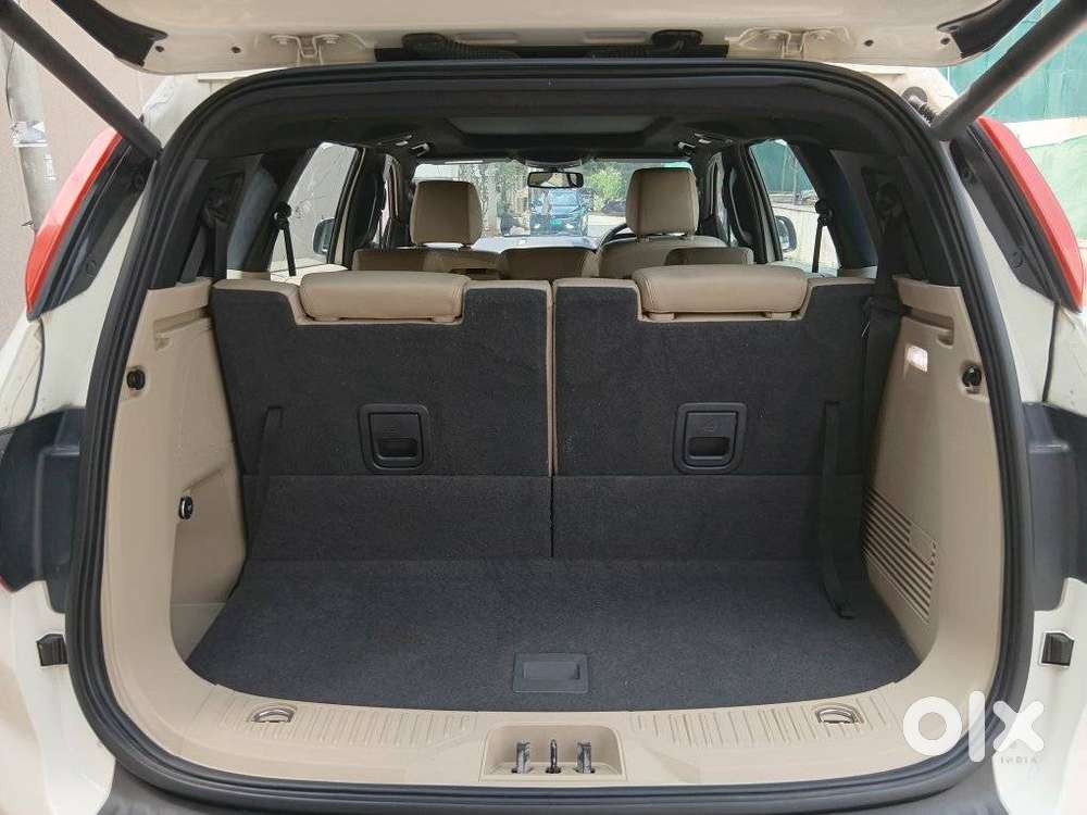 Ford Endeavour 2.2 Titanium At 4x2, 2018, Diesel
