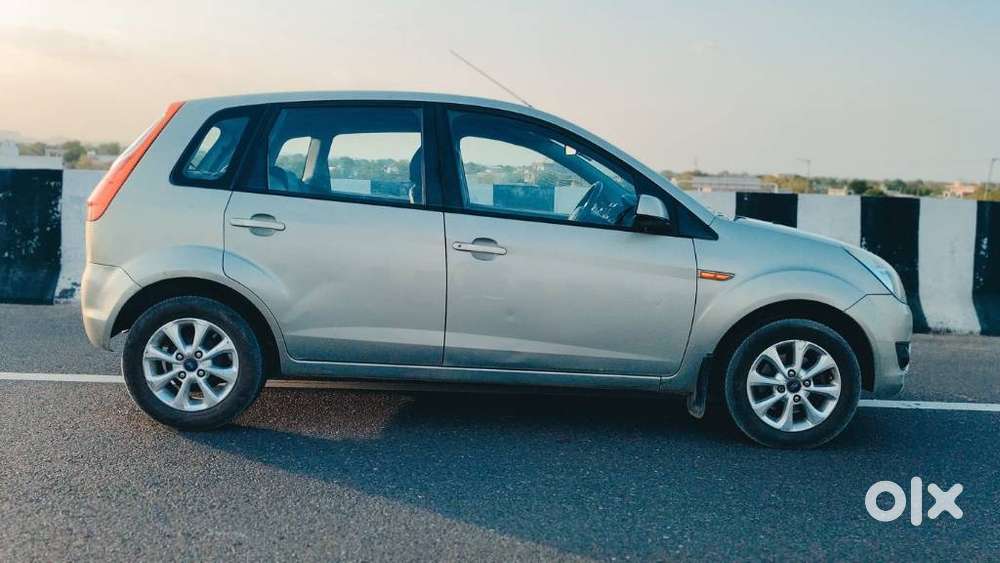 Ford Figo Diesel Titanium, 2012, Diesel