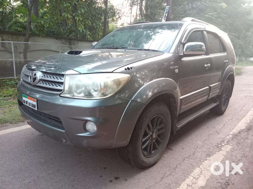 Toyota Fortuner 3.0 4x2 Mt, 2010, Diesel