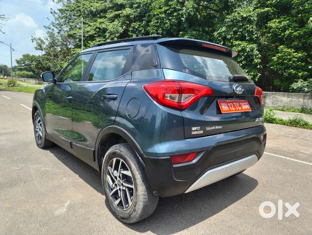 Mahindra Xuv300 W8 (o) 1.5 Diesel Amt, 2022, Diesel