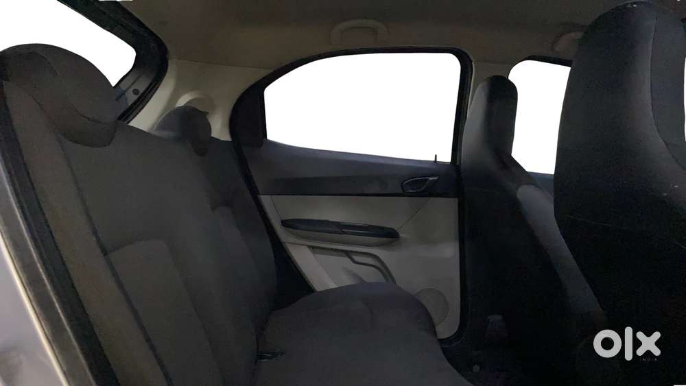 Tata Tiago 1.2 Revotron Xm, 2019, Petrol
