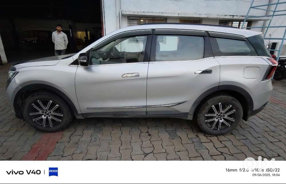 Mahindra Xuv700 2024
