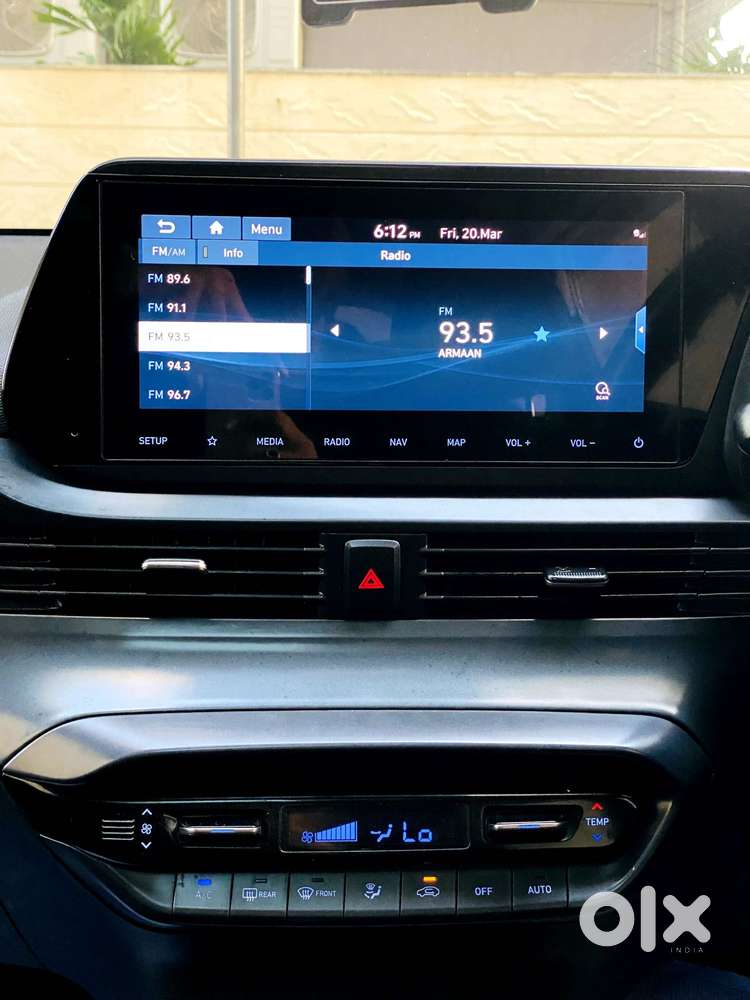 Hyundai I20 Asta (o) 1.2 Mt, 2023, Petrol