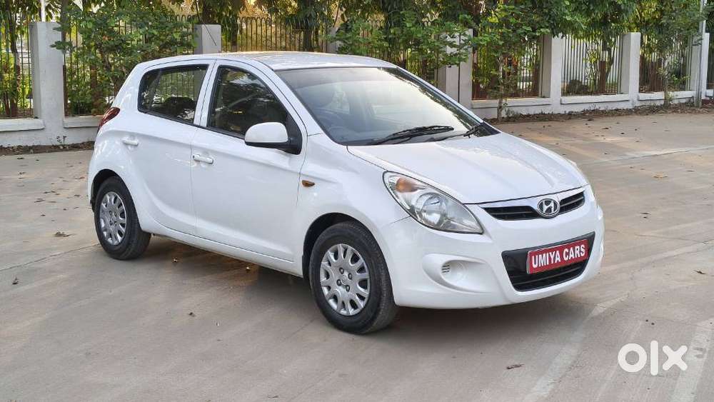 Hyundai I20 Sportz 1.2 Bs-iv, 2011, Petrol