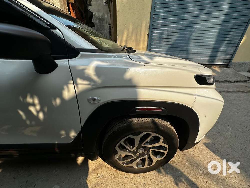 Maruti Suzuki Fronx 2024 Petrol 7000 Km Driven
