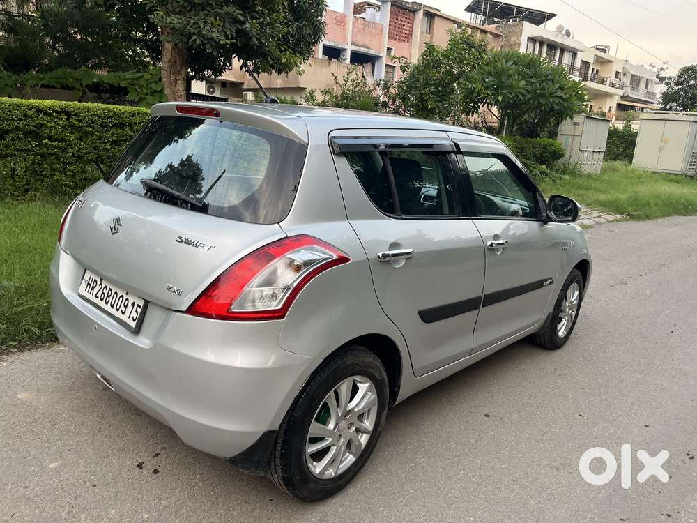 Maruti Suzuki Swift 1.2 Zxi Abs, 2012, Petrol
