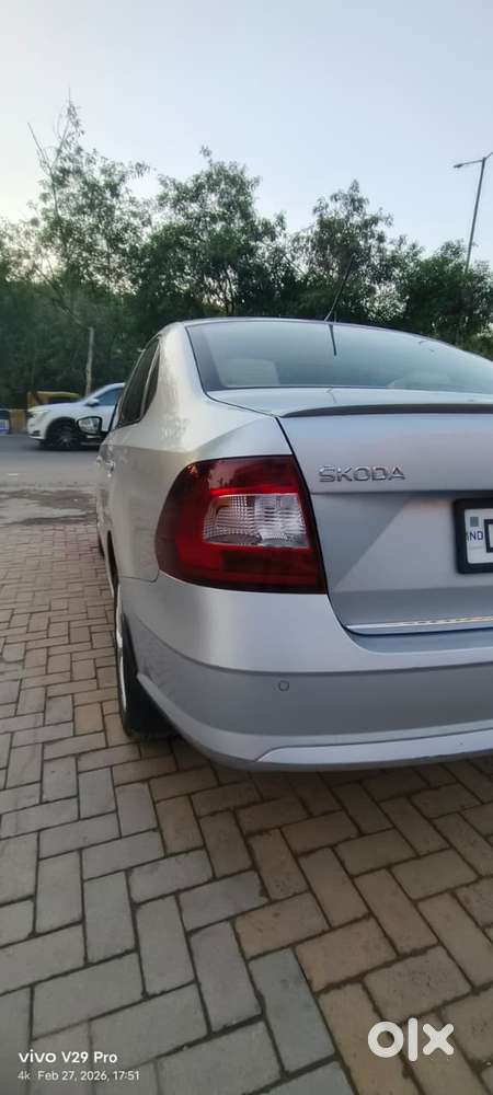 Skoda Rapid Elegance 1.6 Mpfi At, 2018, Petrol