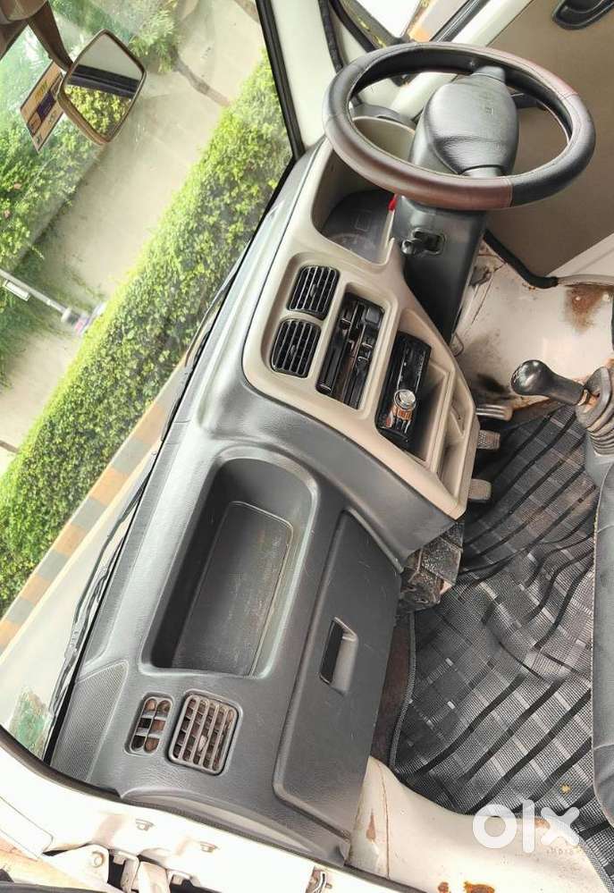 Maruti Suzuki Eeco 7 Seater Standard, 2012, Cng & Hybrids