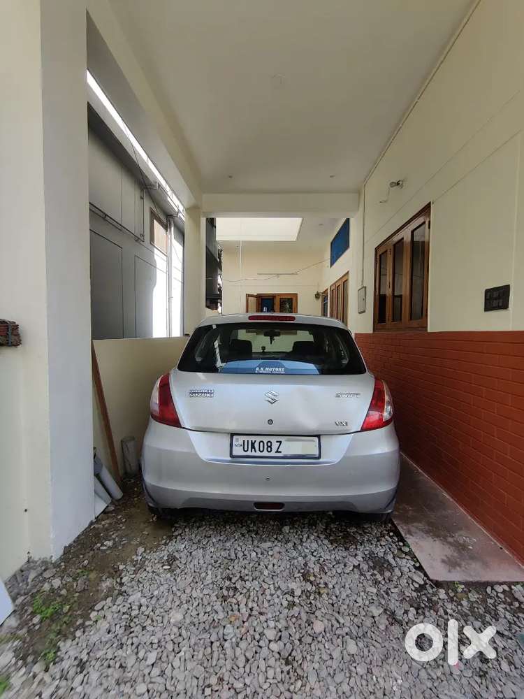 Maruti Suzuki Swift 2012 Petrol Well Maintained